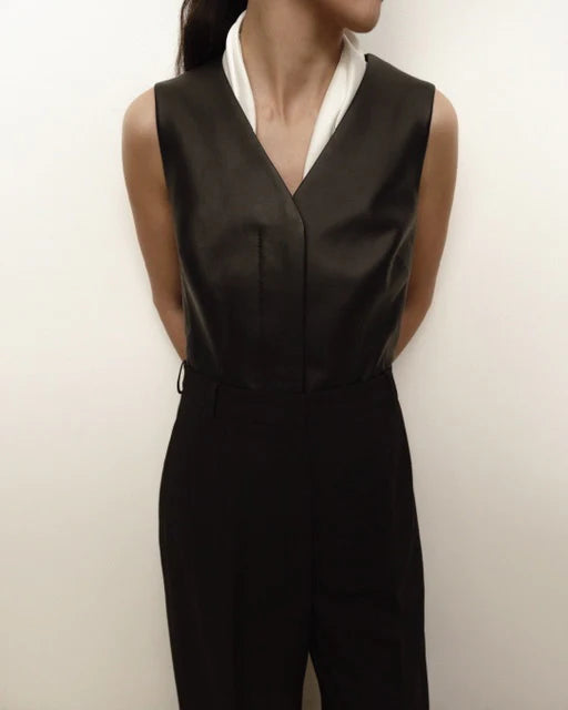 Audrey leather vest